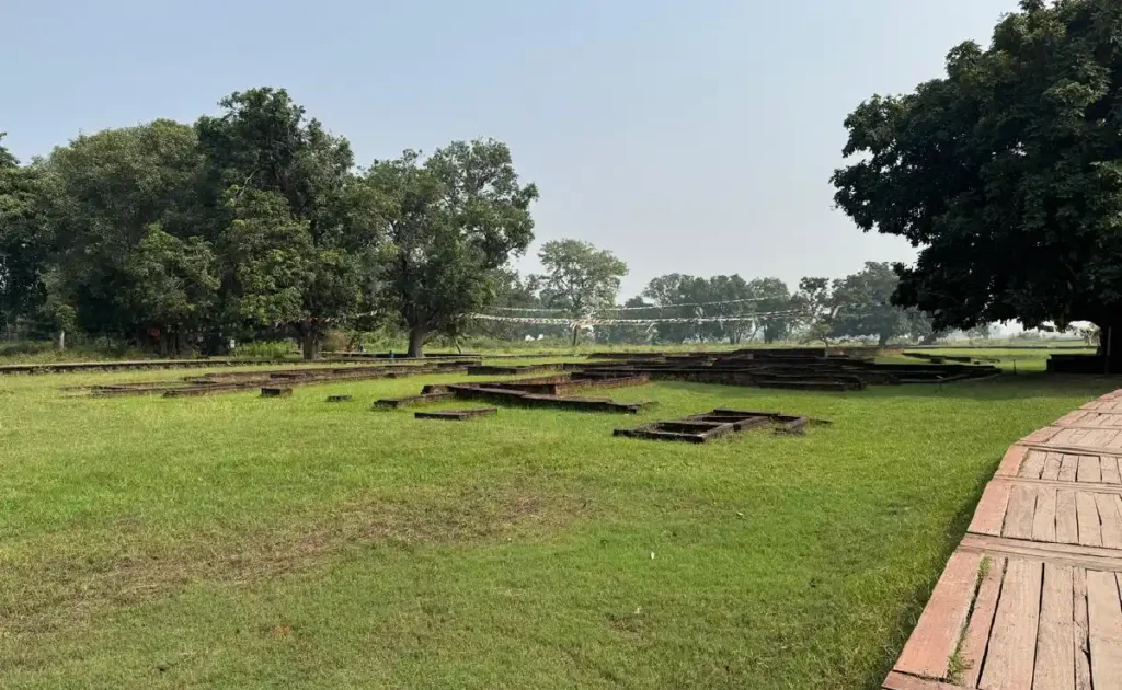 Tilaurakot apsidal temple